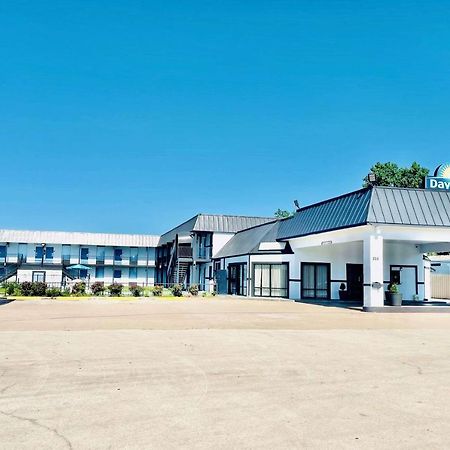 Days Inn By Wyndham Burleson Ft. Worth Buitenkant foto