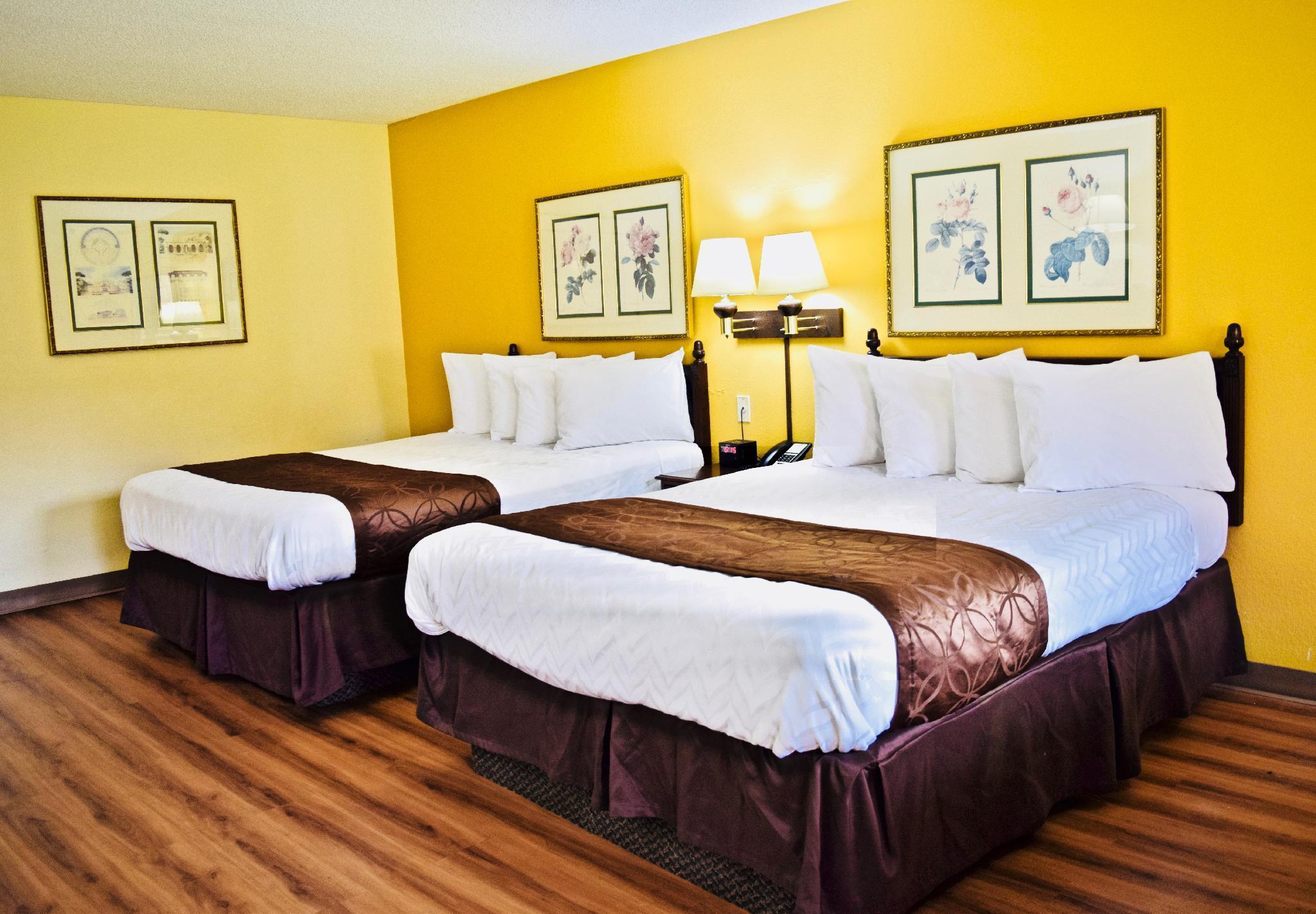 Days Inn By Wyndham Burleson Ft. Worth Buitenkant foto
