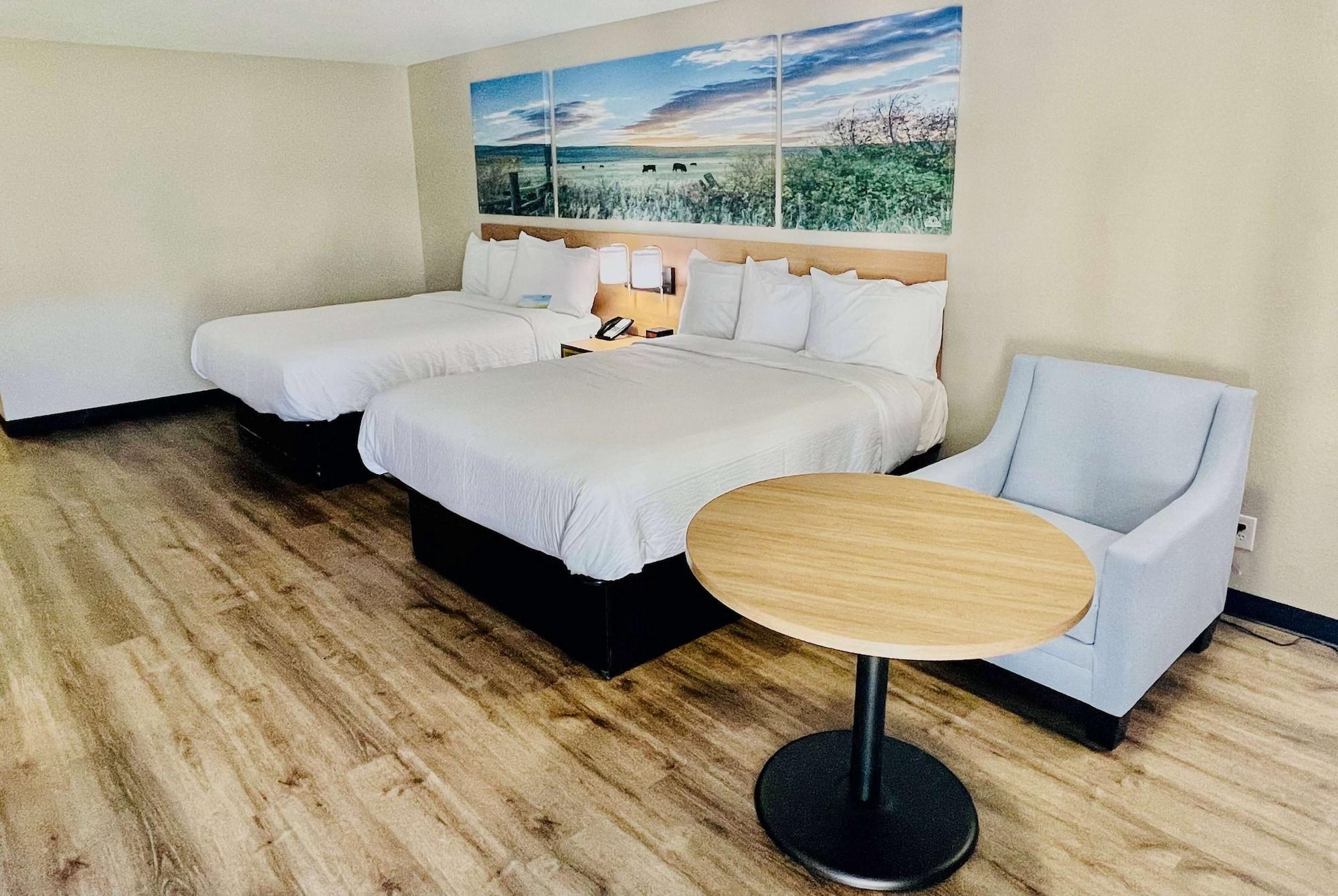 Days Inn By Wyndham Burleson Ft. Worth Buitenkant foto